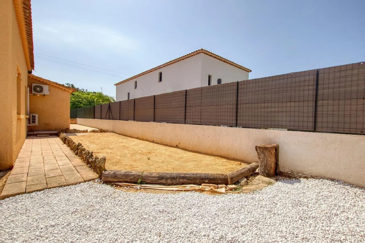 Holiday home Villa Coquelicot - Maison Climatisee Avec Piscine Six-Fours-les-Plages